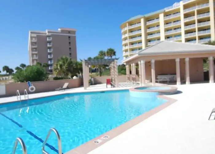 Dandy Sandy Sleeps 24 - Pets - Pools - Hot Tubs Country house