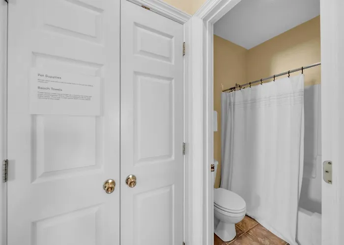 Dandy Sandy Sleeps 24 - Pets - Pools - Hot Tubs * Gulf Shores
