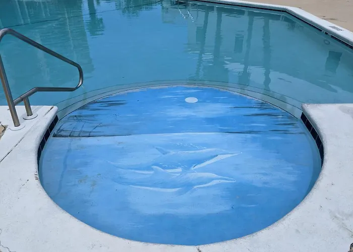 Dandy Sandy Sleeps 24 - Pets - Pools - Hot Tubs Country house Gulf Shores