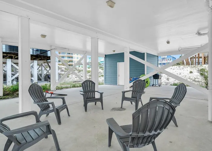 Dandy Sandy Sleeps 24 - Pets - Pools - Hot Tubs Country house Gulf Shores